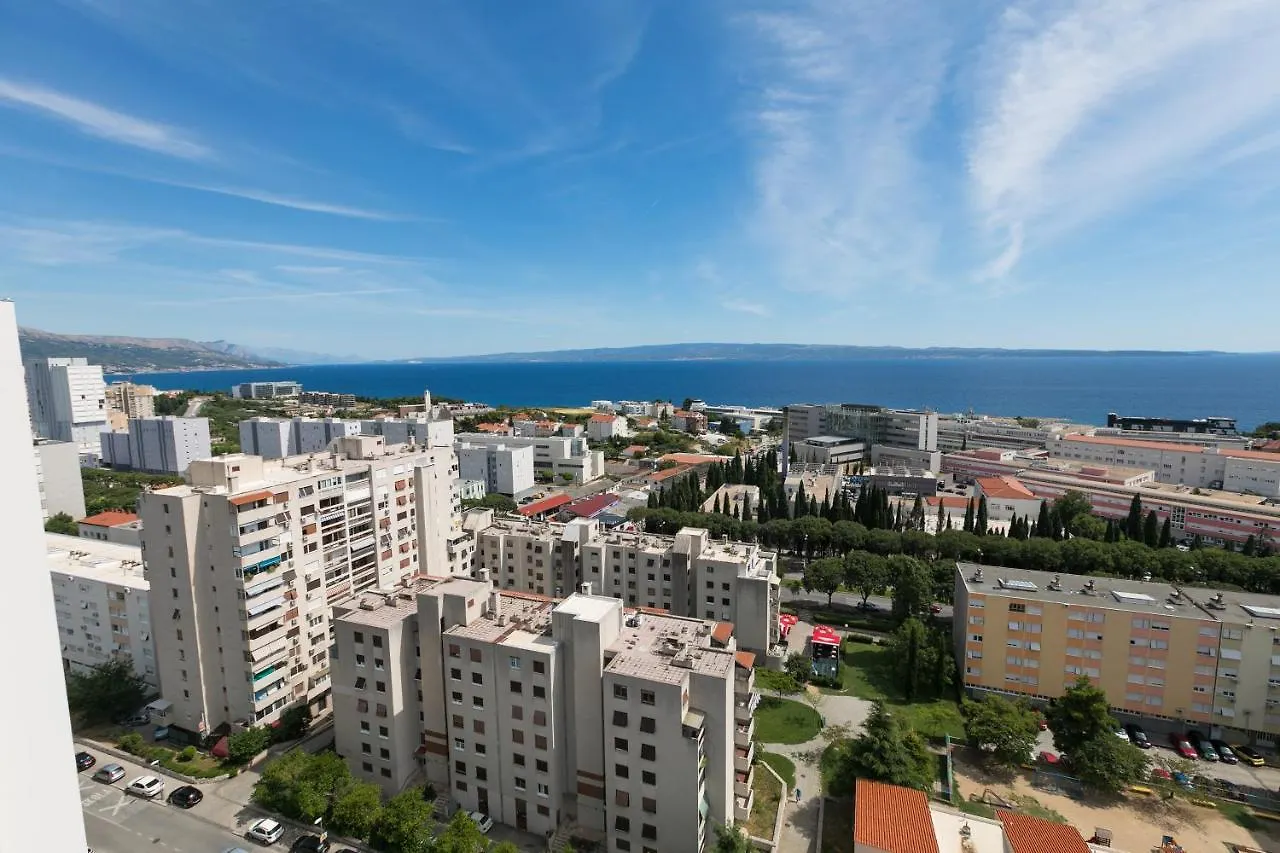 Apartment Dionis Split