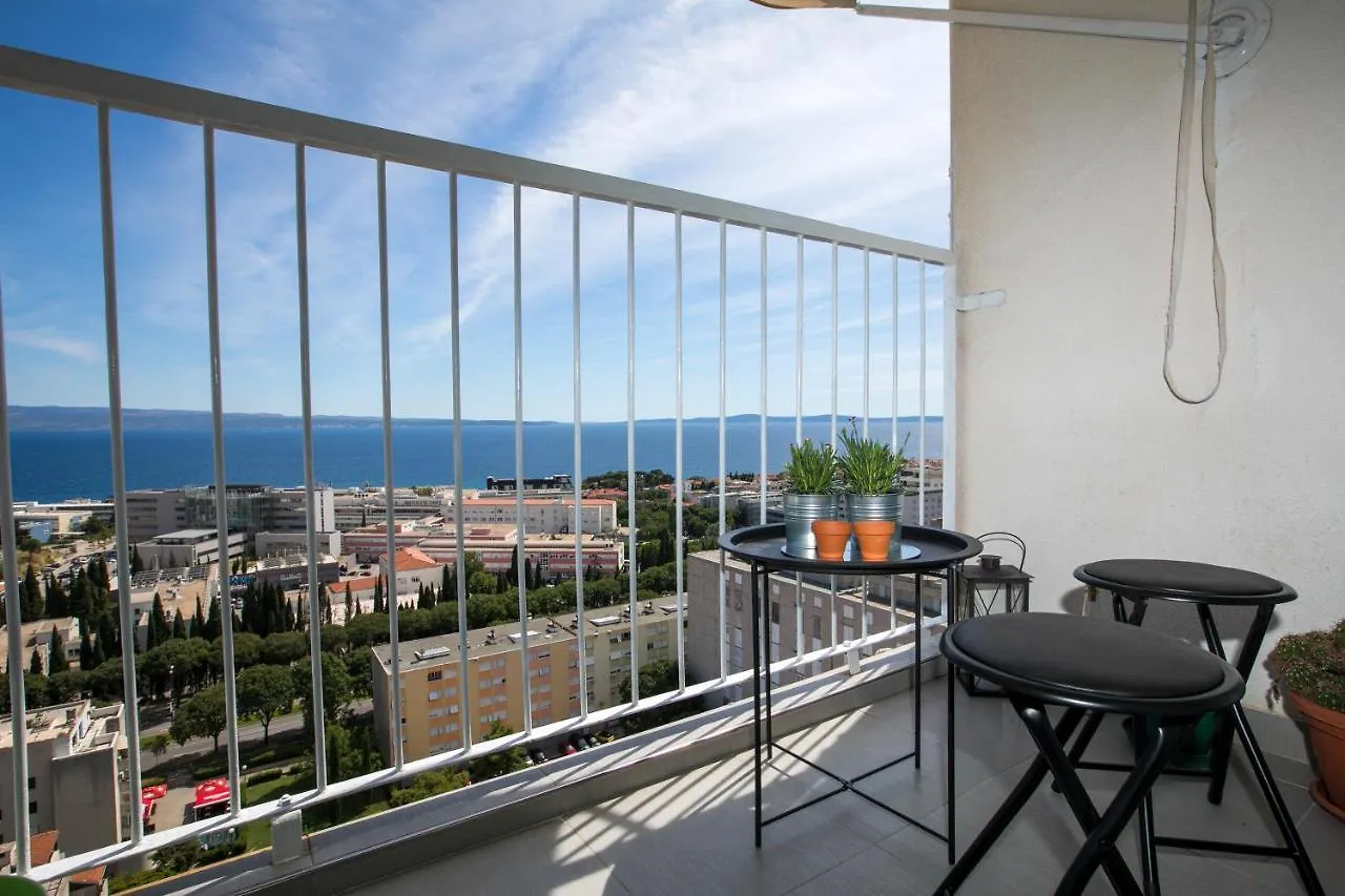 Apartment Dionis Split